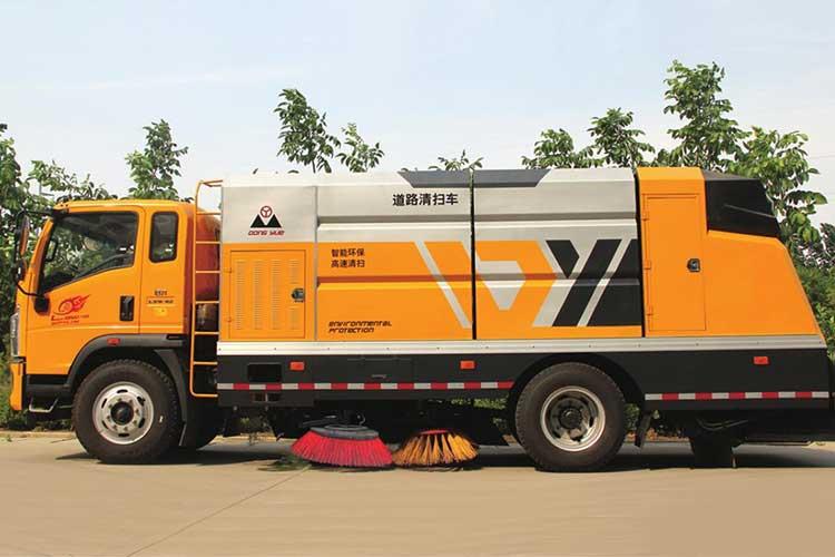 路面清掃車